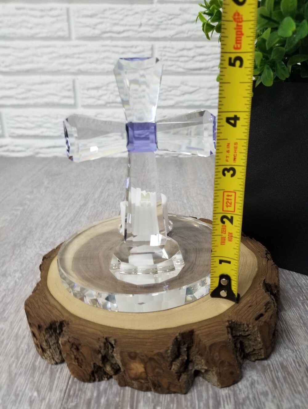 Crystal Cross Tealight Holder - Picture 10 of 11
